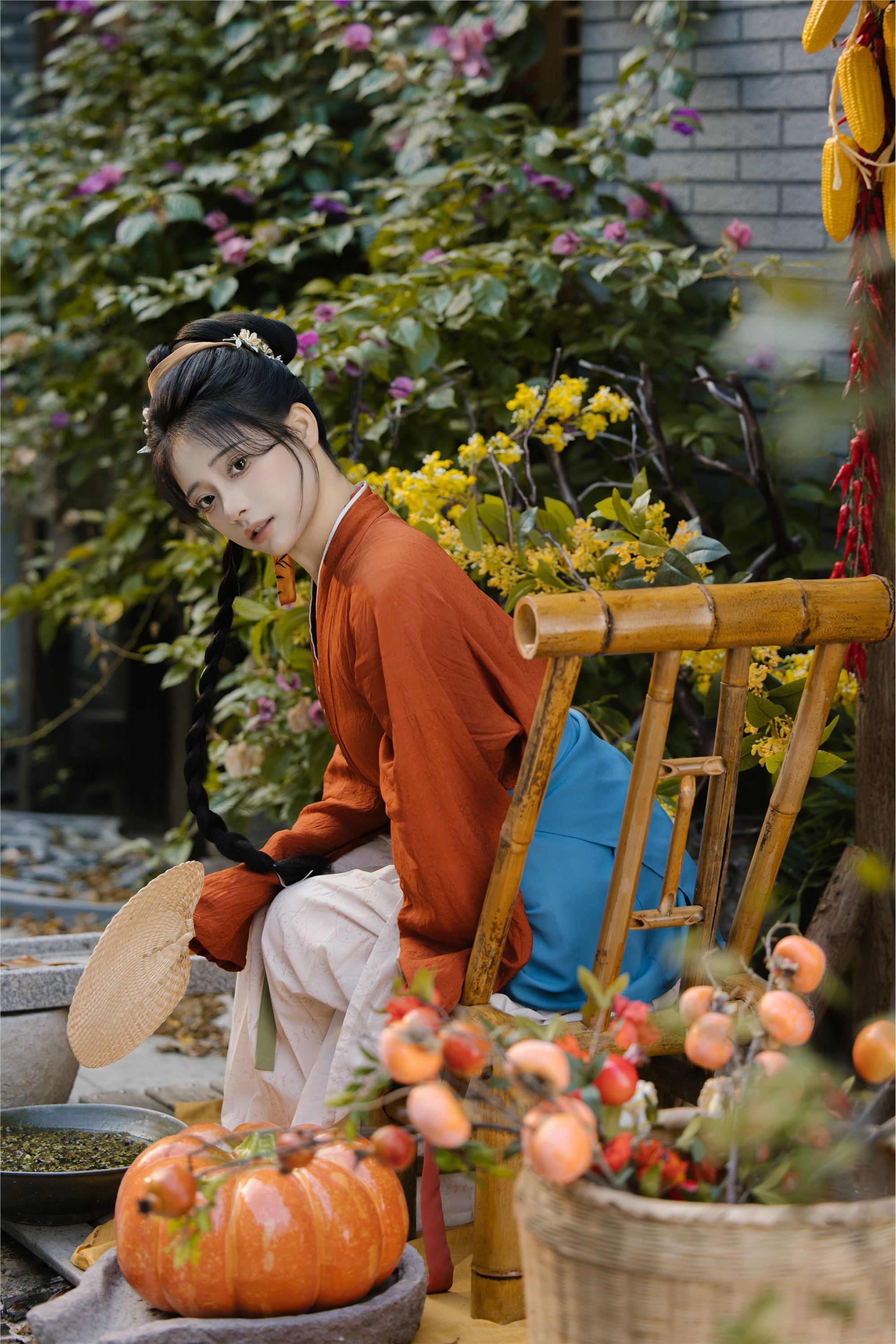 YITUYU艺图语 2025.01.18 晒秋 衔鹿